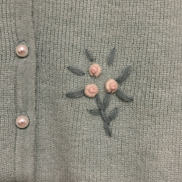 ASTR THE LABEL SAGE CARDIGAN - Picture 2 of 6